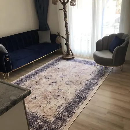 Fully Furnished Flat Close To The Sea In Karaburun